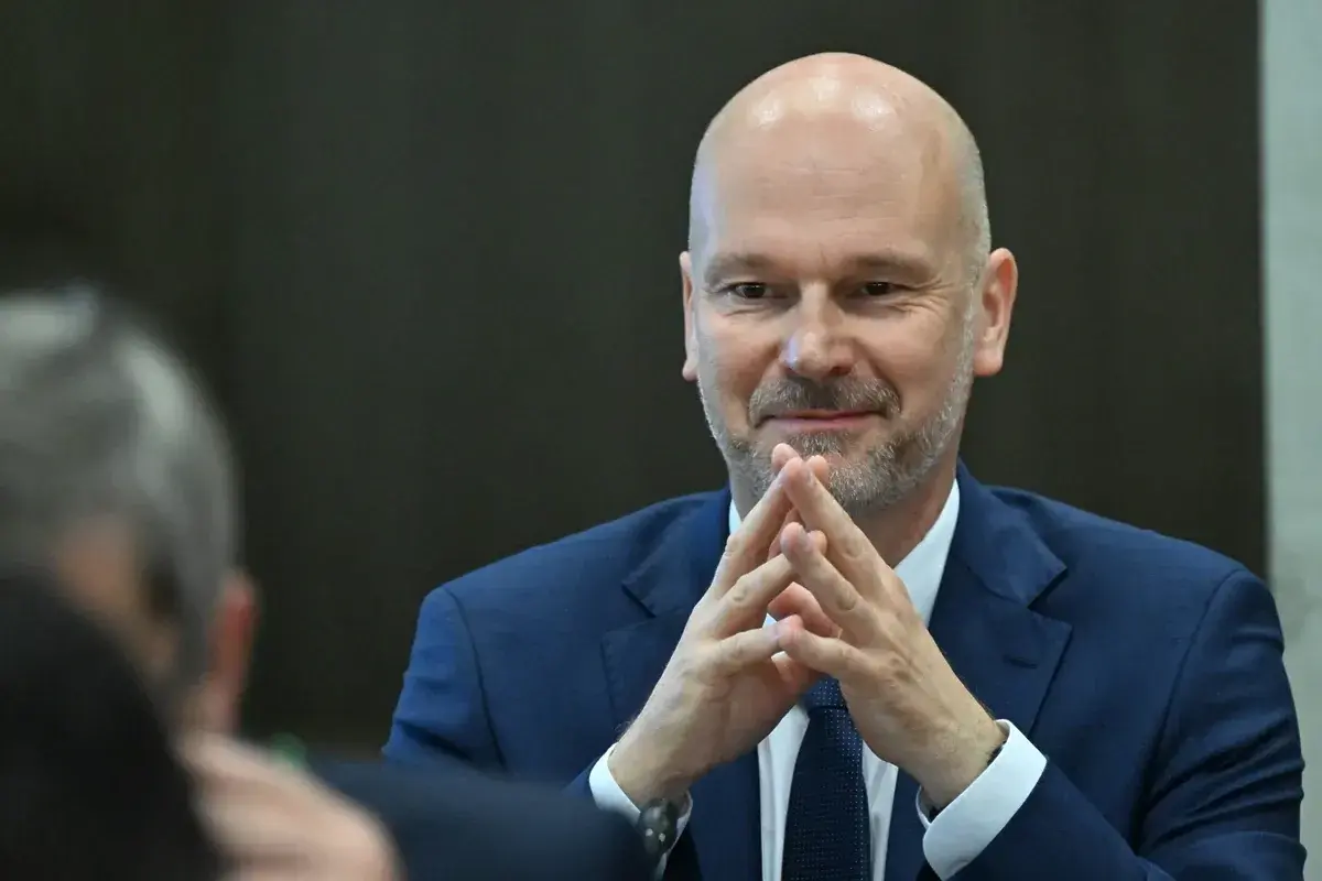 berek-na-ostatniej-prostej-do-tk-to-jest-kpina